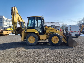 Buldoexcavator Komatsu WB93S-5E0